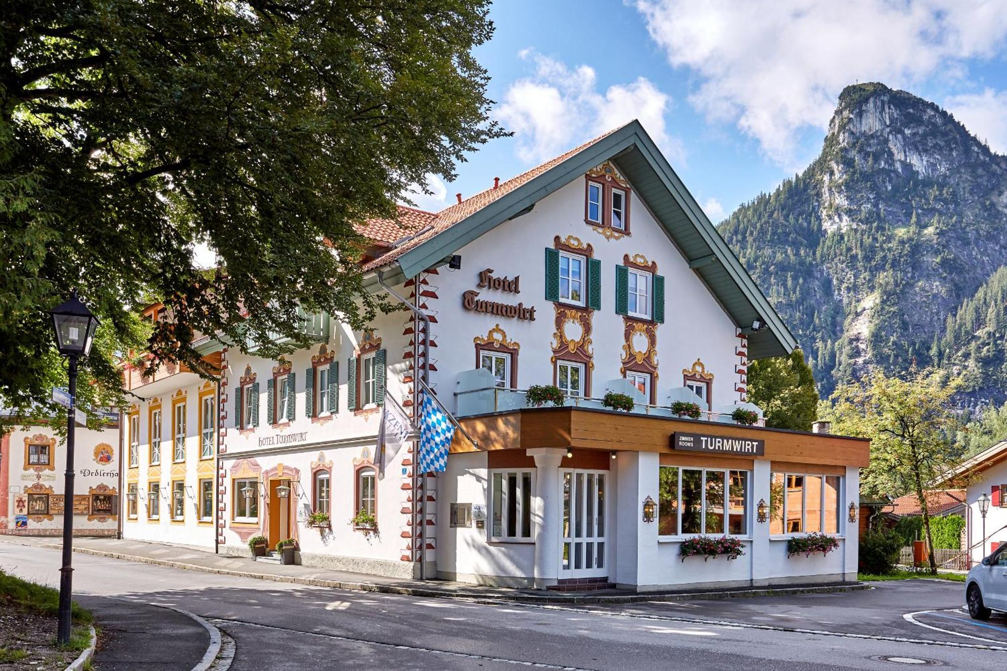 Zum Turm - Apartments Und Gaestezimmer Oberammergau Exterior foto